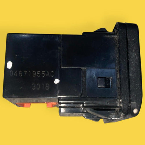 Toma Corriente Inversor Patriot, Compass Usado Orig. 07-17