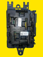Caja Fusibles Bmw Serie 1/2/3 Usado Orig. 11-18 938907001