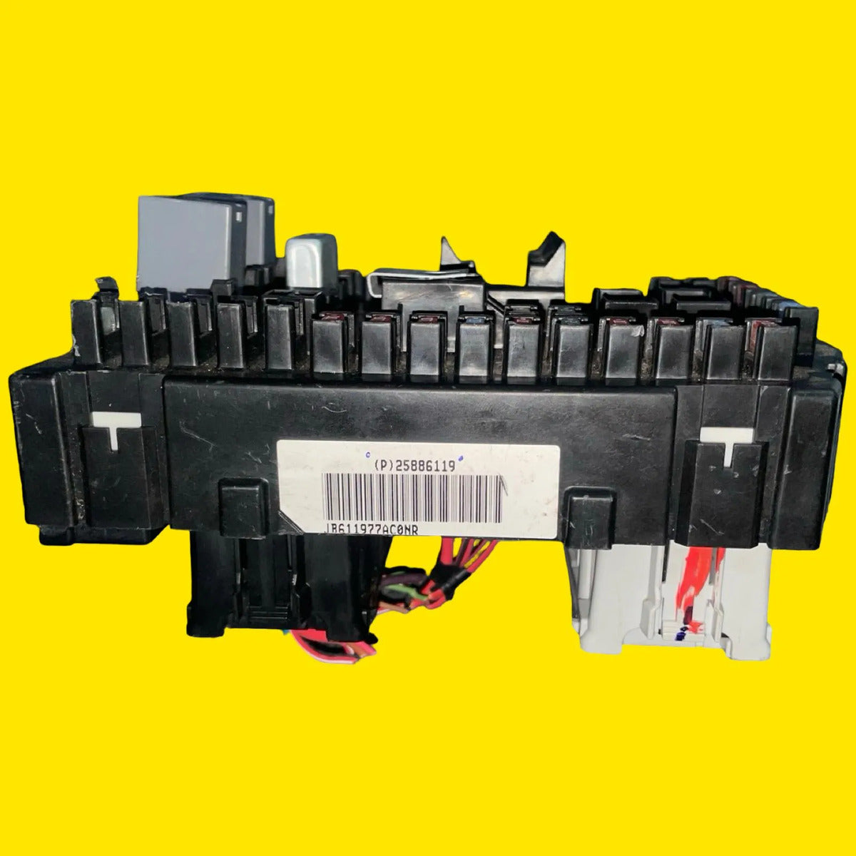 Caja Fusibles Chevrolet Equinox Usado Orig. 04-09 25886119