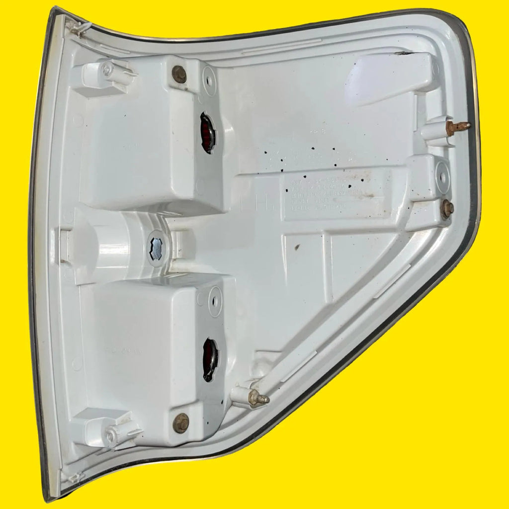 Calavera Izq. Ford Lobo, F-150 Usado Orig. 09-14 Izquierdo/conductor Rojo