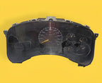 Cluster Velocimetro C/detalle Chevrolet Tahoe 00-02 Original Negro