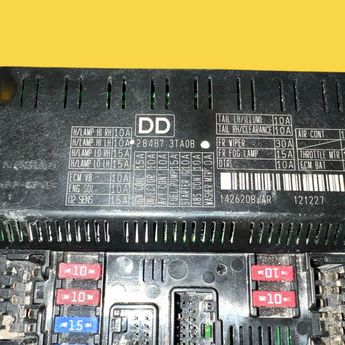 Caja De Fusibles Nissan Altima 2.5l 13-18 Usado Original