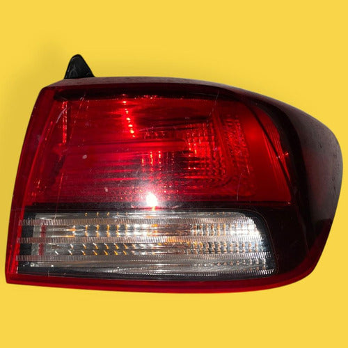 Calavera Derecha Kia Rio Usado Original 18-23 Derecho/pasajero Rojo