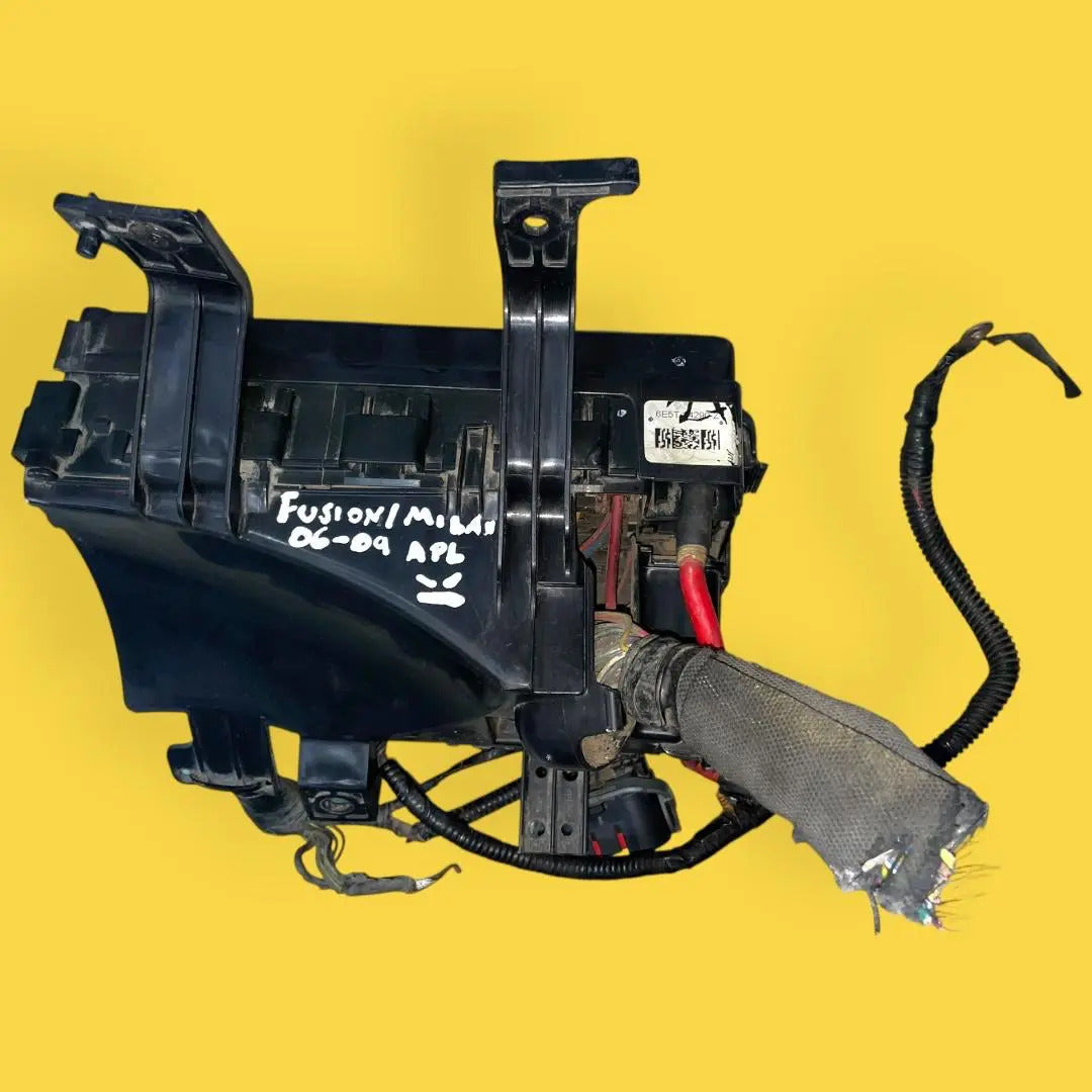 Caja Fusibles Ford Fusion, Mercury Milan 06-09 6e5t14290z