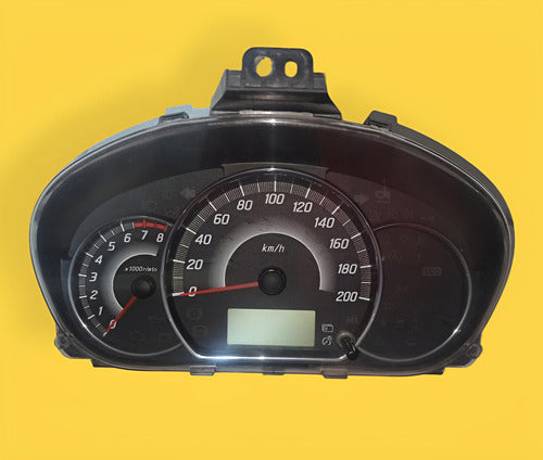 Cluster Velocimetro Dodge Attitude 15-19 Usado Original Negro