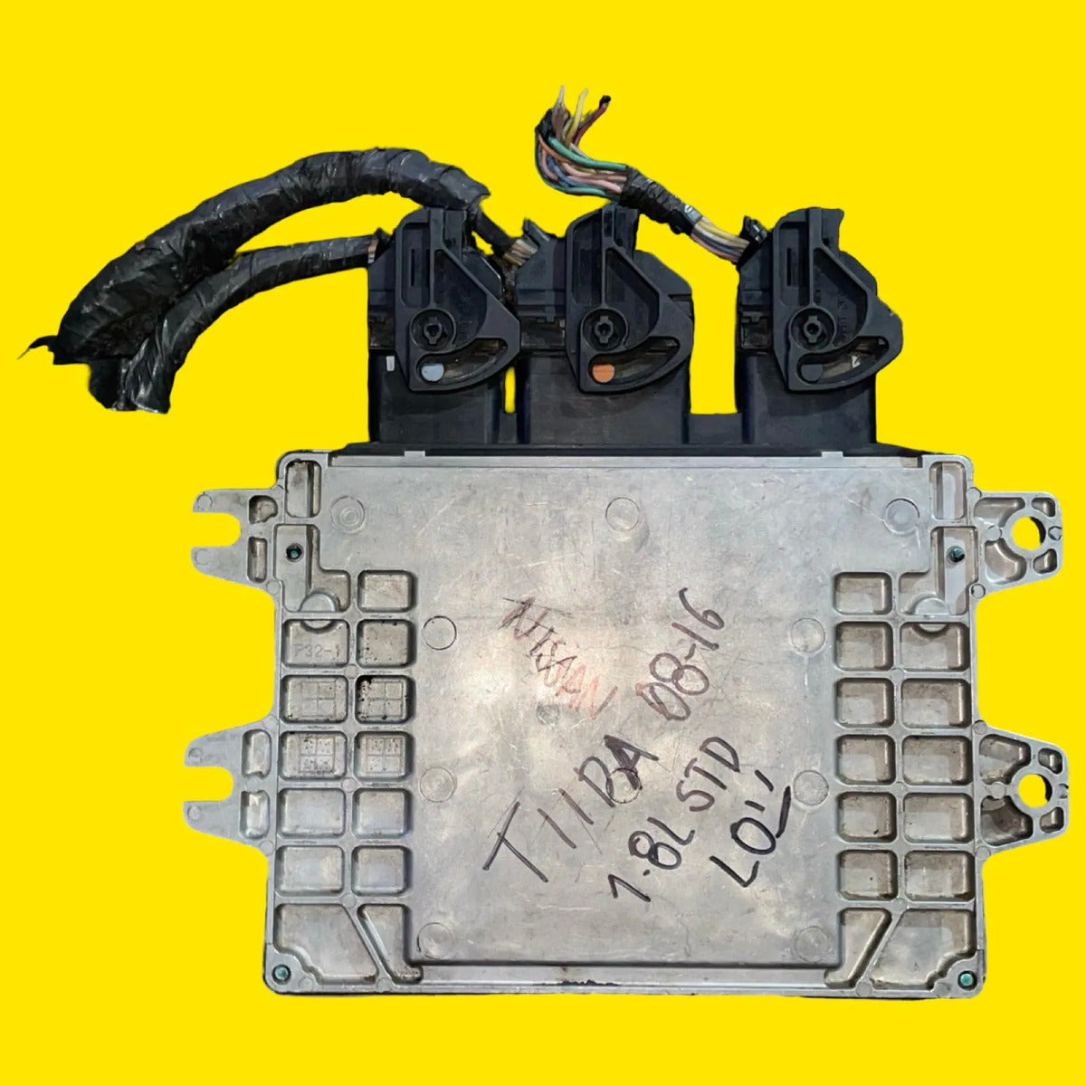 Computadora Motor Nissan Tiida 1.8 Std Orig. 08-16 Bem215300