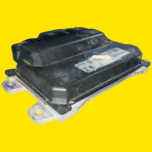 Computadora Motor Nissan Versa Usado Orig. 20-24 Bem532700