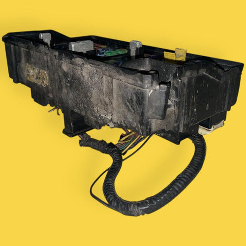Caja Fusibles Ram, Durango Usado Original 13-19 7140513130