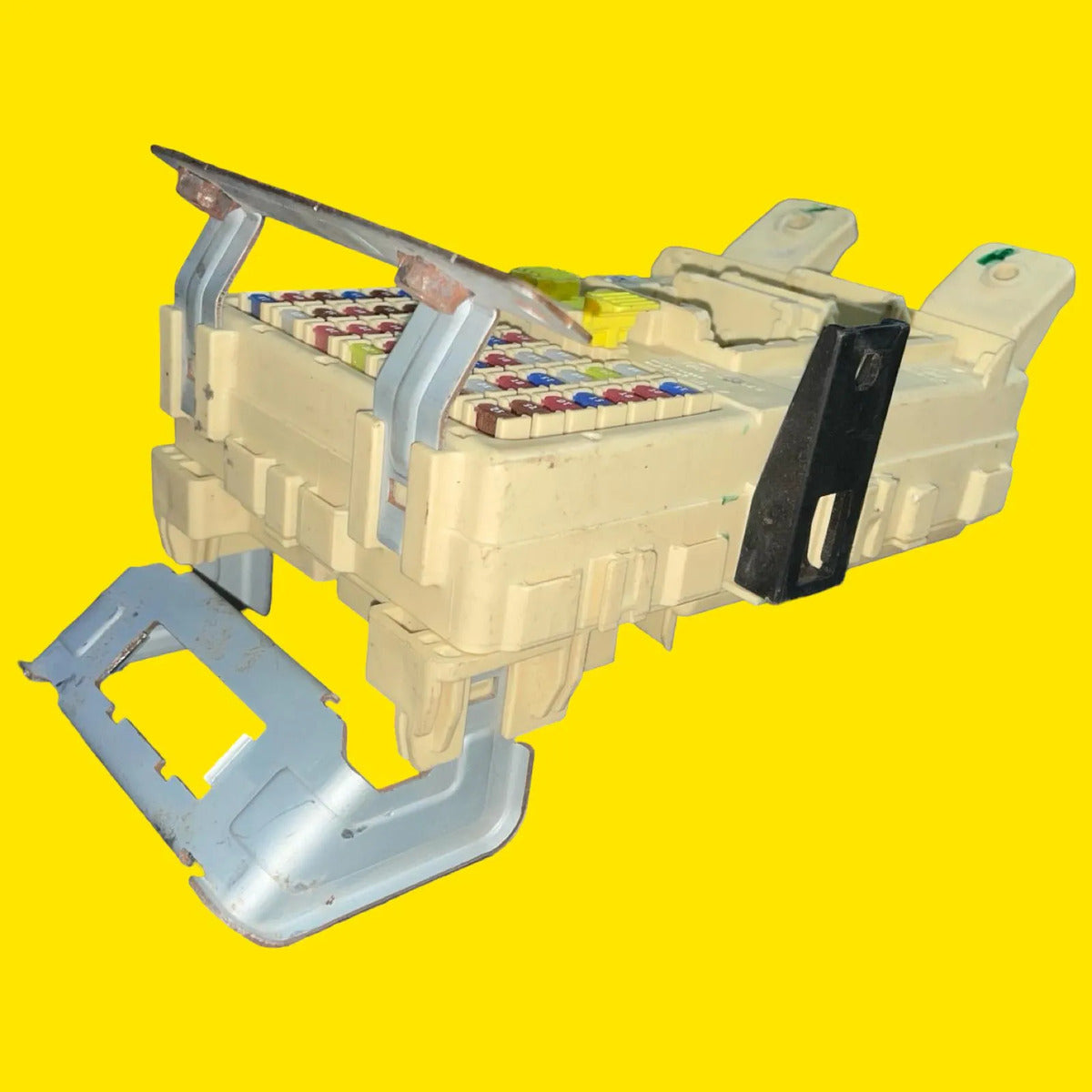 Caja Fusibles Bcm Kia Rio Usado Original 17-23 P0885550