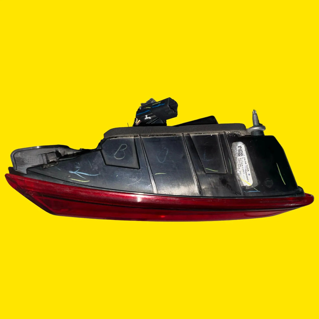 Inter Calavera Izquierda Chevrolet Onix Usado Orig. 20-25 Izquierdo/conductor Rojo