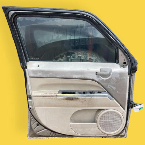 Puerta Delantera Izquierda Jeep Patriot Usado Original 07-17 Delantera Izquierda Negro
