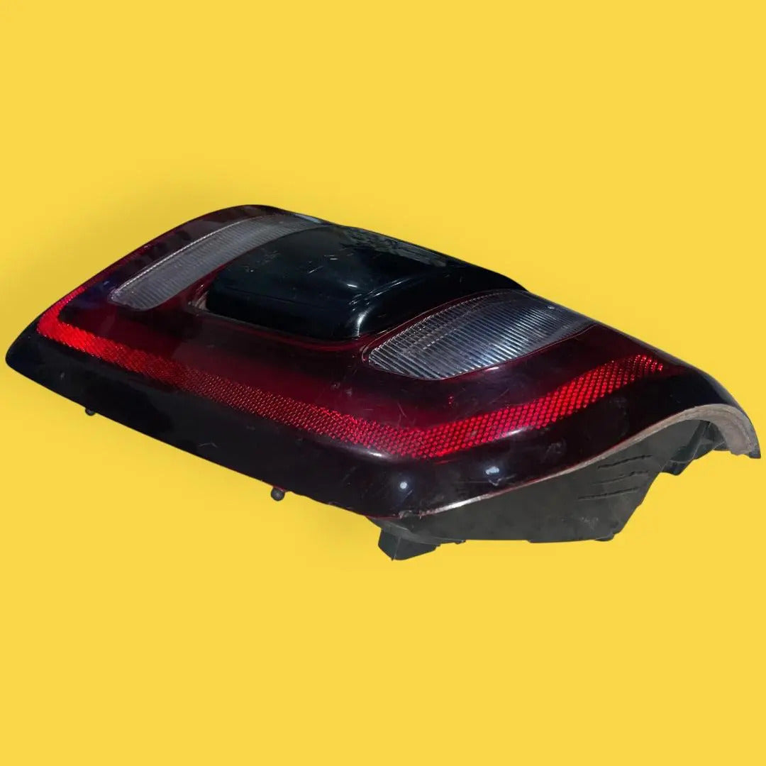 Calavera Derecha Dodge Ram Usado Original 19-24 Derecho/pasajero Rojo