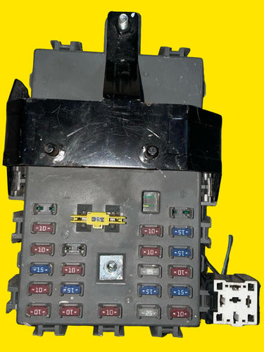 Caja Fusibles Interior Bcm Chevrolet Aveo 12-17 95977262