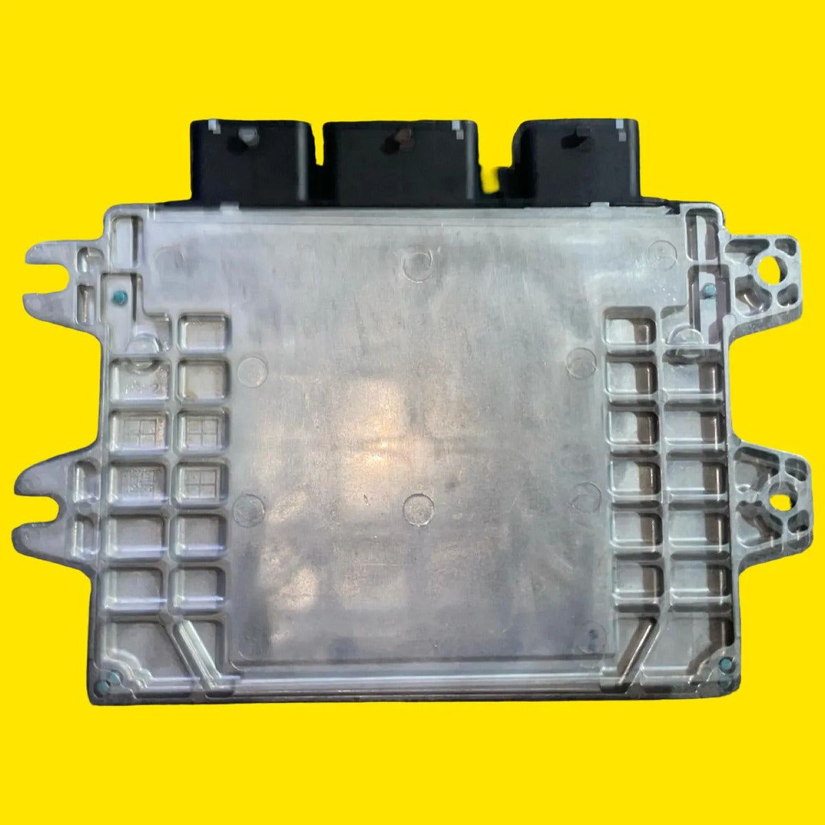 Computadora Motor Np300 Estaquitas 2.4 Orig. 07-15 Mec38010