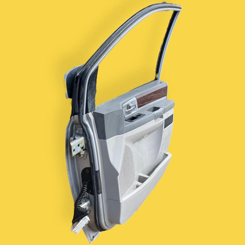 Puerta Delantera Derecha Town & Country, Caravan Orig. 08-16 Delantera Derecha Plateado