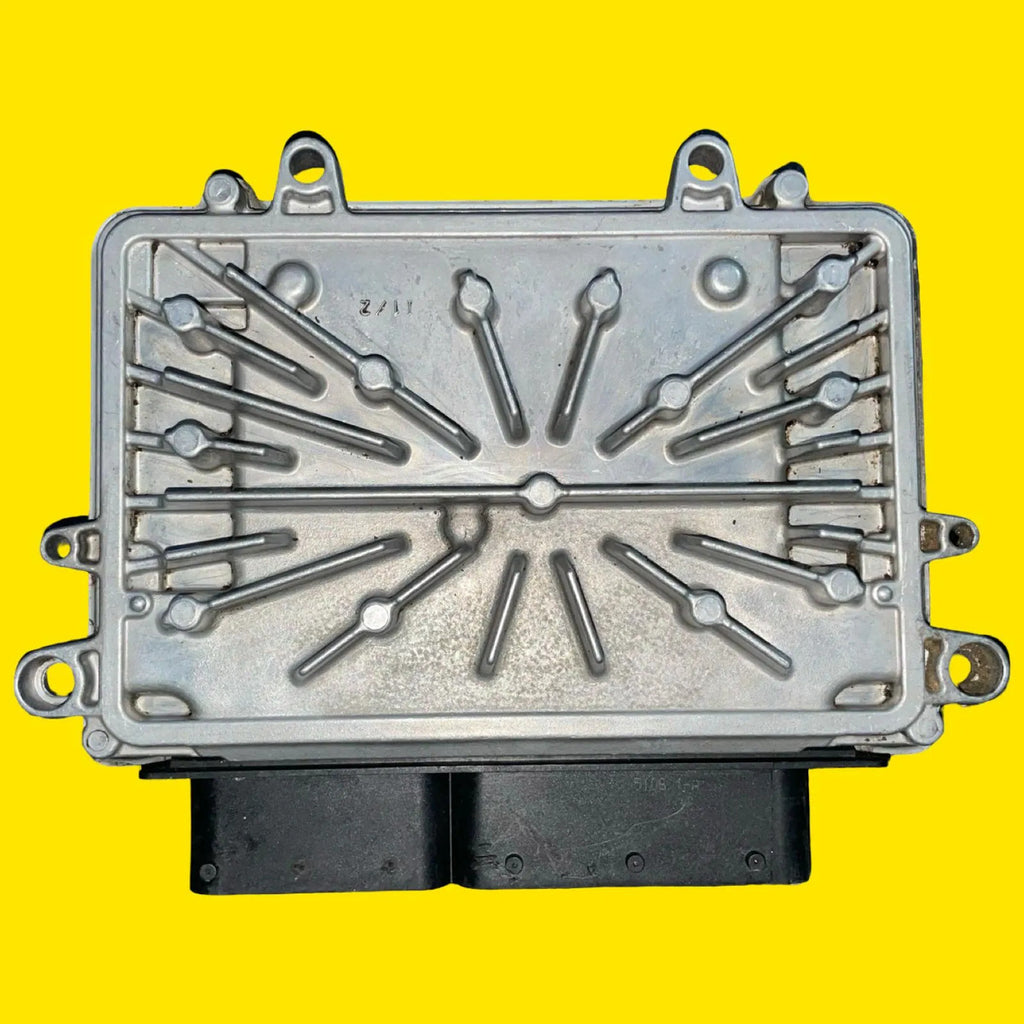 Computadora Motor Volvo S40 Usado Orig. 06-07 30650454