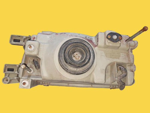 Faro Derecho Para Tsuru Lll 92-17 Usado Original Derecho