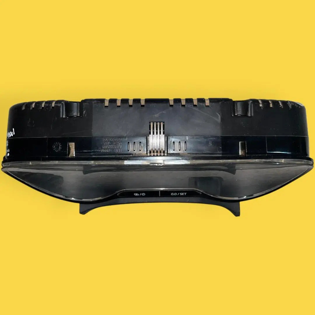 Clúster Velocímetro Vw Amarok Diésel Orig. 10-22 2h0920871a Negro