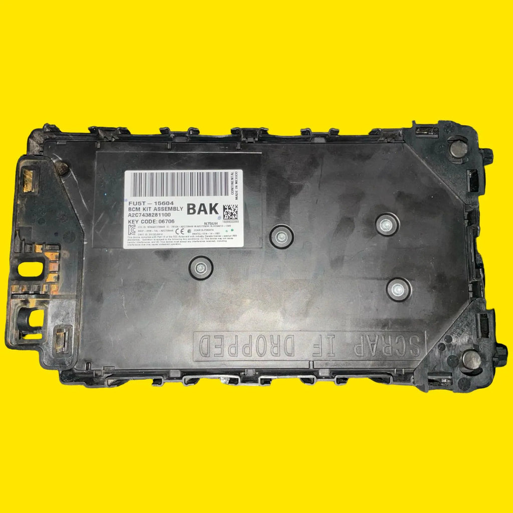 Caja Fusibles Bcm Ford Edge Orig. 15-17 Fu5t15604bak