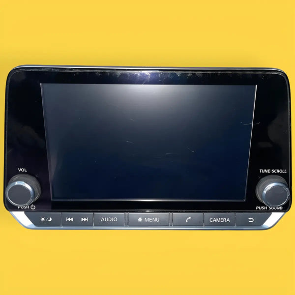 Estéreo Pantalla Nissan Sentra Usado Original 20-25 Negro