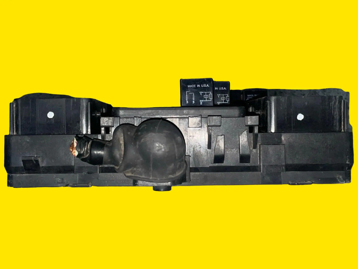 Caja Fusibles Ford Fusion Usado Original 13-17 Dg9t14a067bf