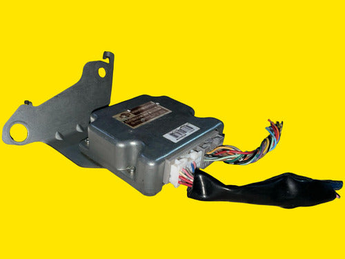 Computadora Tcm Nissan Versa Usado Original 07-09 310368w84a