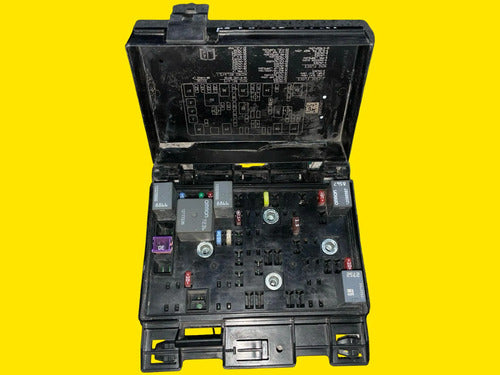Caja Fusibles Chevrolet Malibu Usado Original 08-12 20997645