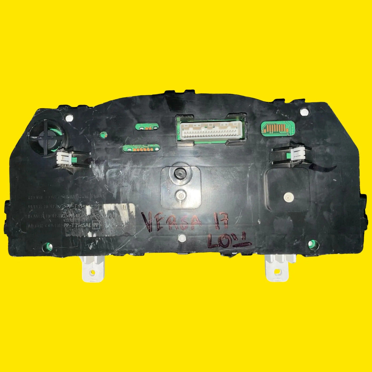Clúster Velocímetro Nissan Versa, March Usado Orig. 12-18 Negro