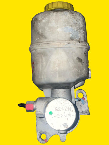 Bomba Frenos Con Deposito Jeep Liberty Usado Original 02-07