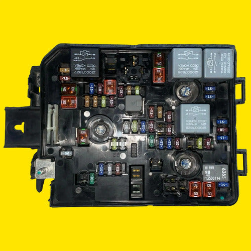 Caja Fusibles Chevrolet Onix, Sonic Orig. 16-20 42397197