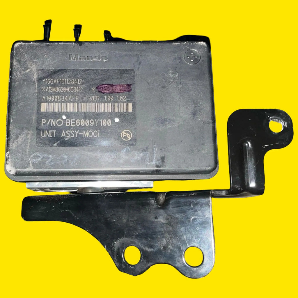 Modulo Abs Tucson Usado Orig. 15-23 58920d7530 Negro