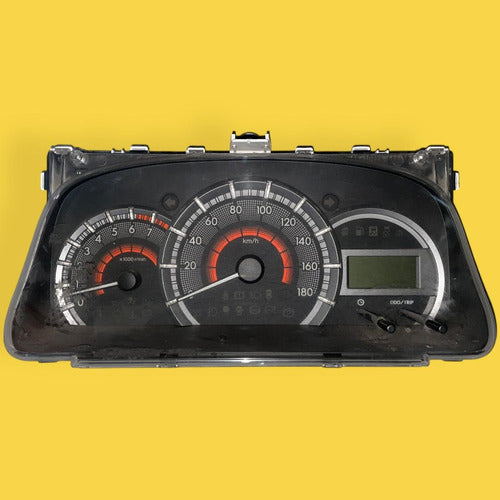 Clúster Velocímetro Toyota Avanza Usada Original 16-20 Negro