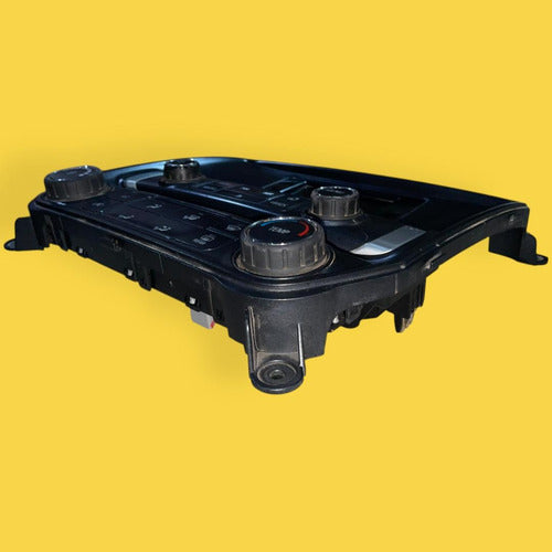 Estereo Pantalla Silverado/sierra/cheyenne Usado Orig. 14-18