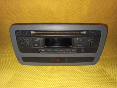 Estereo Seat Ibiza 14-18 Usado Original