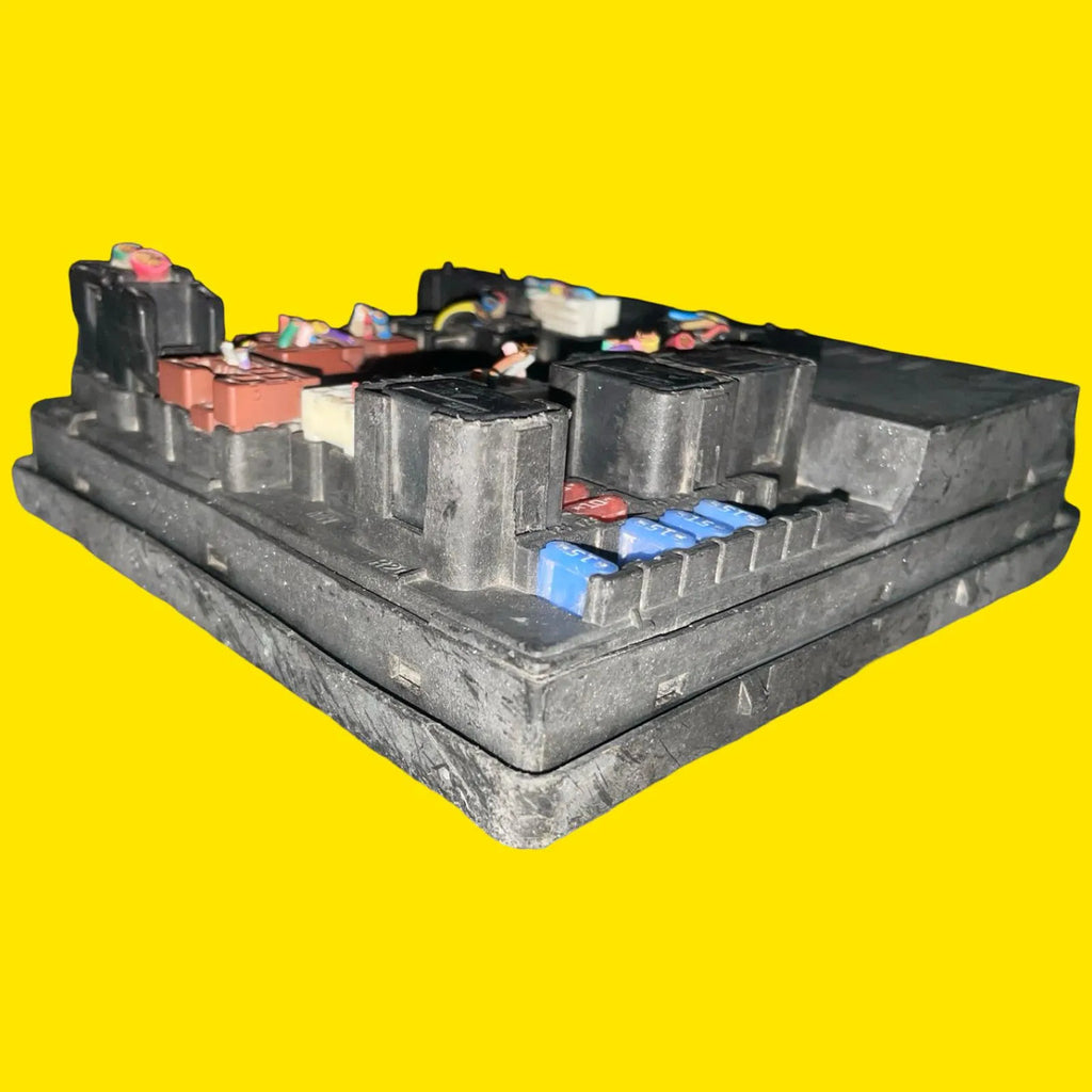 Caja Fusibles Ipdm Bcm Sentra/versa Orig. 13-19 284b73ra1a