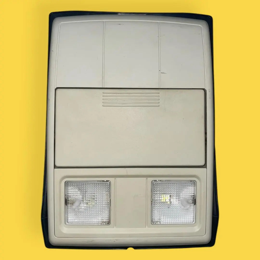 Luz Interna Cortesía Dodge Journey Usado Original 07-10