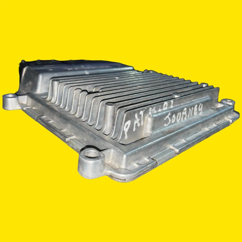 Computadora Motor Caliber/compass/patriot 07-13 P04692101ae