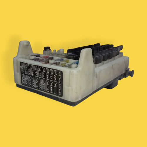 Caja Fusibles Contour/mondeo/mystique Usado Original 99-03