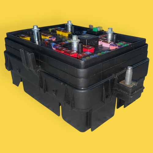 Caja Fusibles Sierra/silverado/escalade Usado Original 19-24