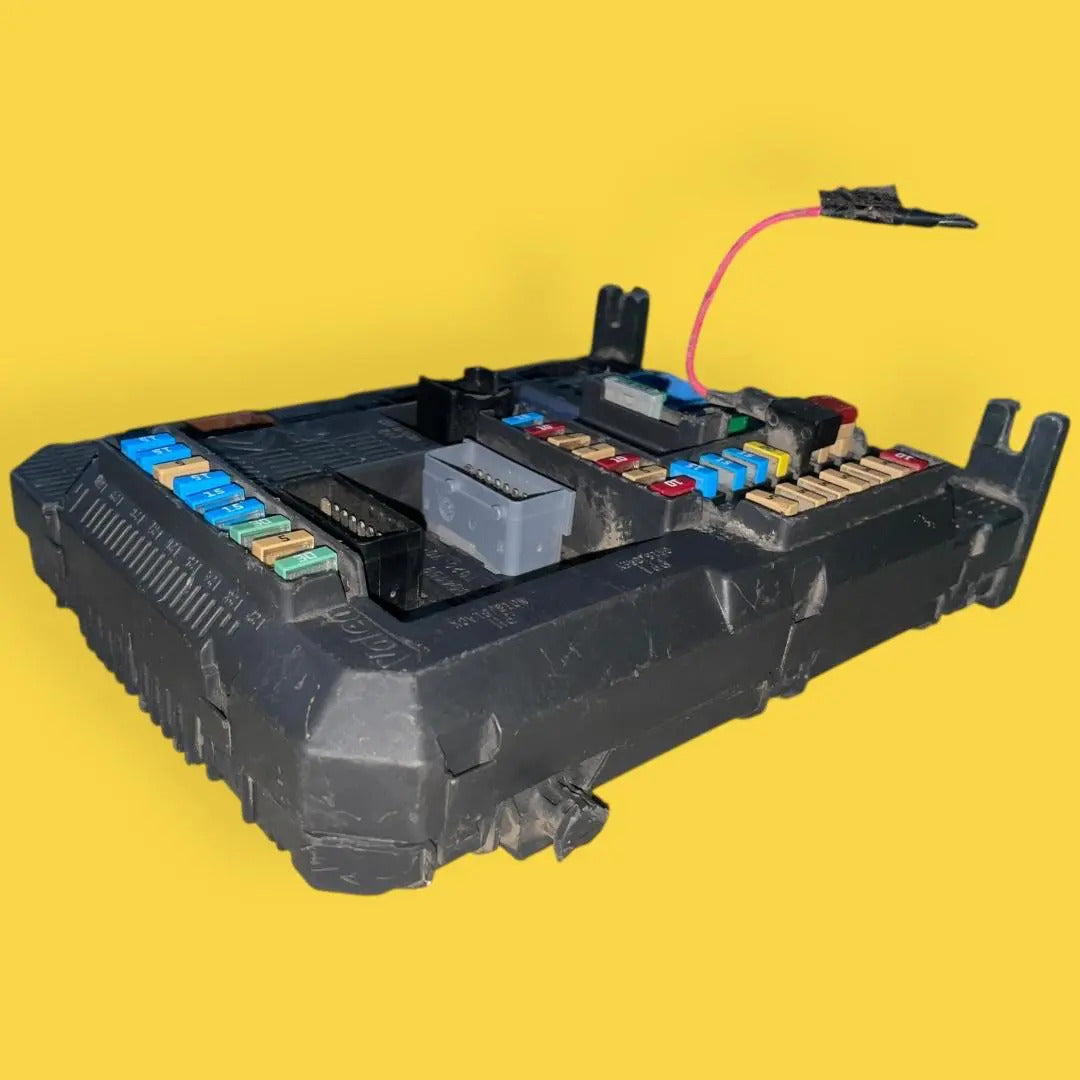 Modulo Bcm Body Control Peugeot 208/301 12-20 9819849680
