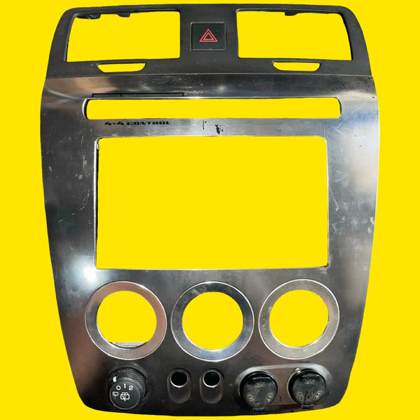 Bisel Caratula Estéreo Central Hummer H3 Usado Orig. 06-10 Negro