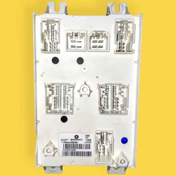 Modulo Bcm Body Control Chrysler 300c Orig 15-17 P68309506ab