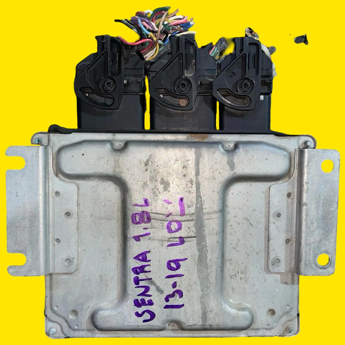 Computadora Motor Nissan Sentra 1.8 Orig. 13-19 Bem404300