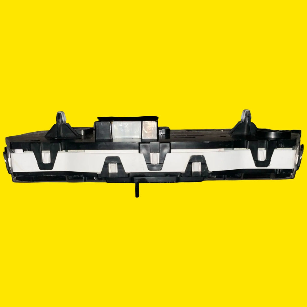 Clúster Velocímetro Nissan Versa, March Usado Orig. 12-18 Negro