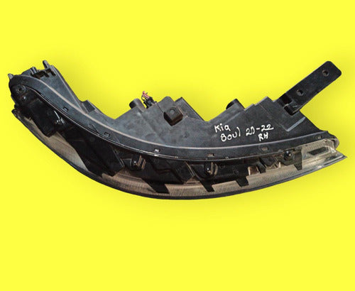 Faro Derecho Kia Soul 20-22 Usado Original Derecho