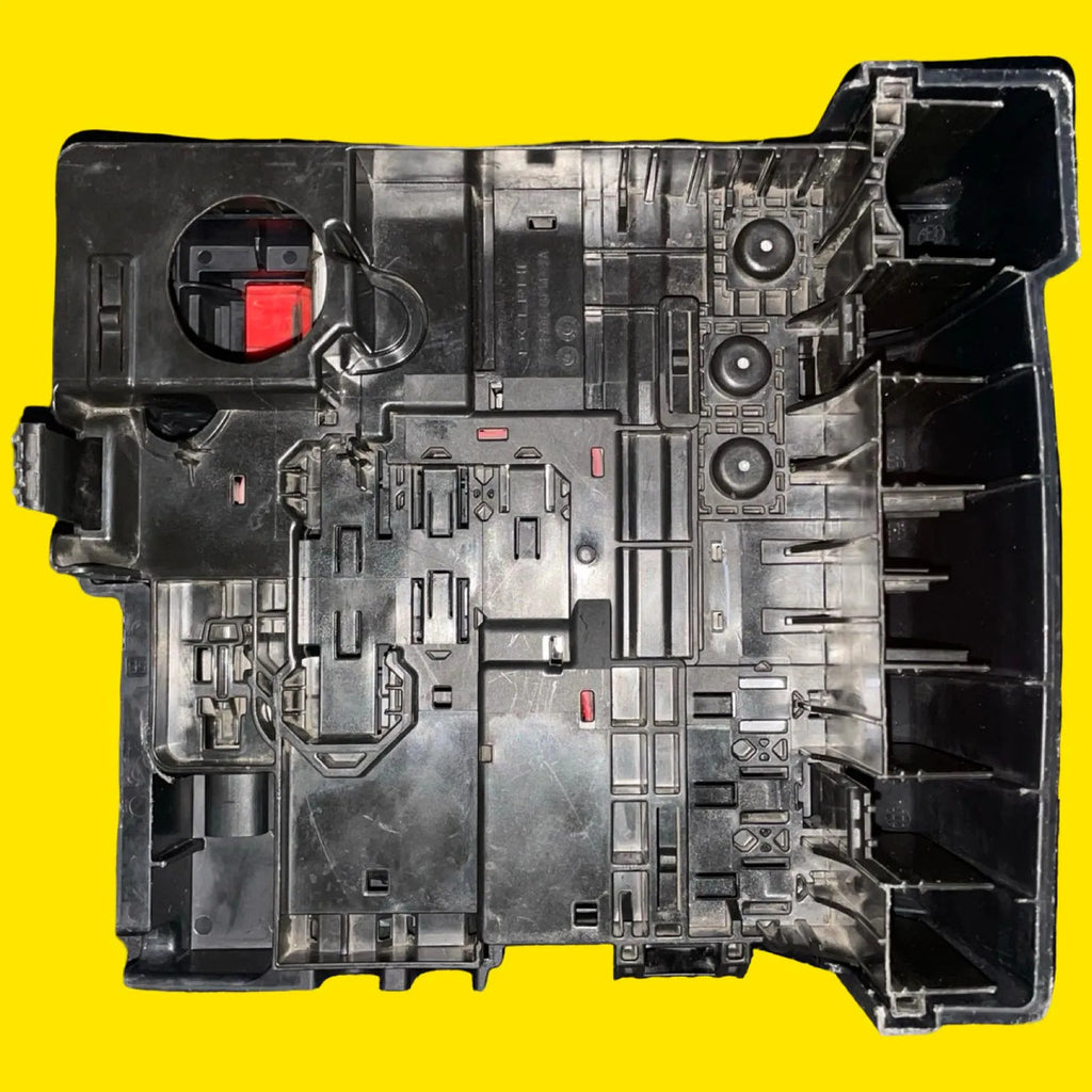 Caja Porta Fusibles Sierra, Silverado Orig. 19-23 84646133
