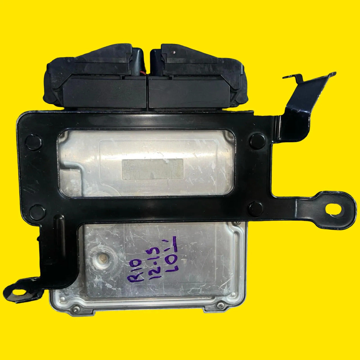 Computadora Motor Kia Rio 1.6 Usado Orig. 12-15 391102bdl5