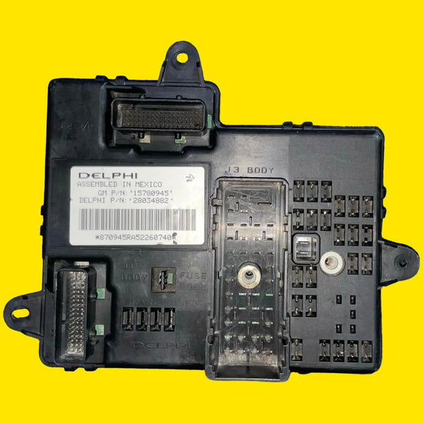 Caja Fusibles Bcm Cobalt/hhr/g5 Orig. 06-11 15780945