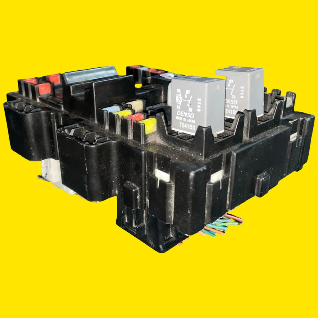 Caja Fusibles Chevrolet Equinox Usado Orig. 04-09 25886119