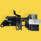 Modulo Abs Nissan Versa 1.6 Usado Original 12-20 476609kh0b Negro